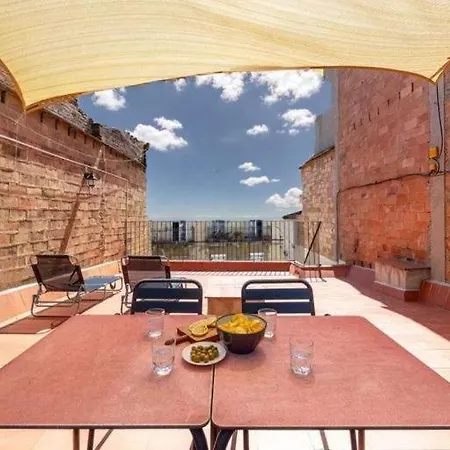Key Sagrada Familia House Terrace شقة برشلونة